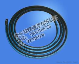 保障能源動(dòng)脈，選擇可靠貨源——石油及制品批發(fā)與制造供應(yīng)指南